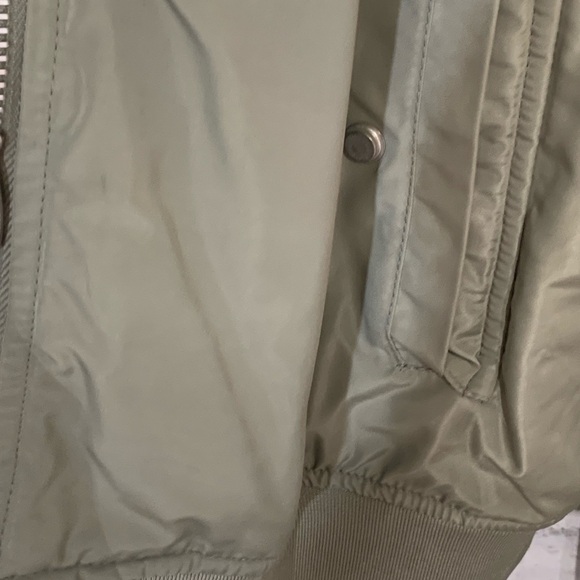 COPY for a unisex listing. Point Zero lined bomber, worn once. - Picture 5 of 5